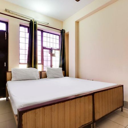 Spot On 38567 Hotel Aryan ラクナウ エクステリア 写真