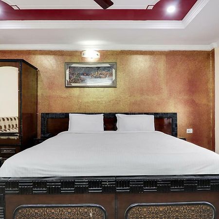 Spot On 38567 Hotel Aryan ラクナウ エクステリア 写真
