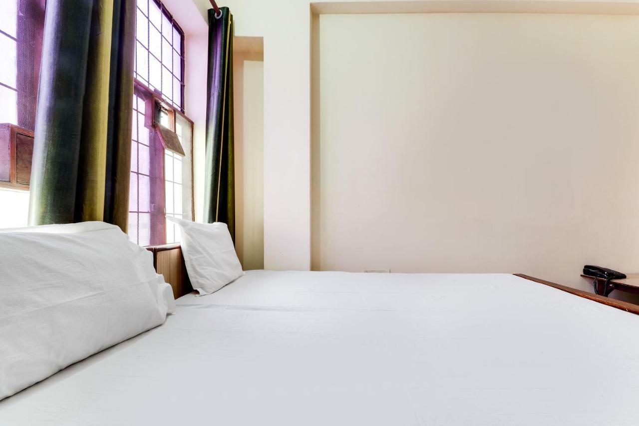 Spot On 38567 Hotel Aryan ラクナウ エクステリア 写真