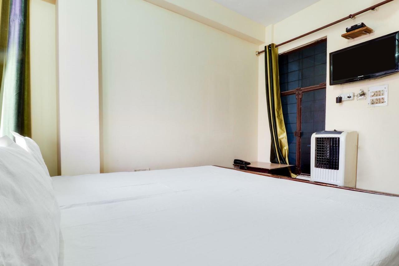 Spot On 38567 Hotel Aryan ラクナウ エクステリア 写真