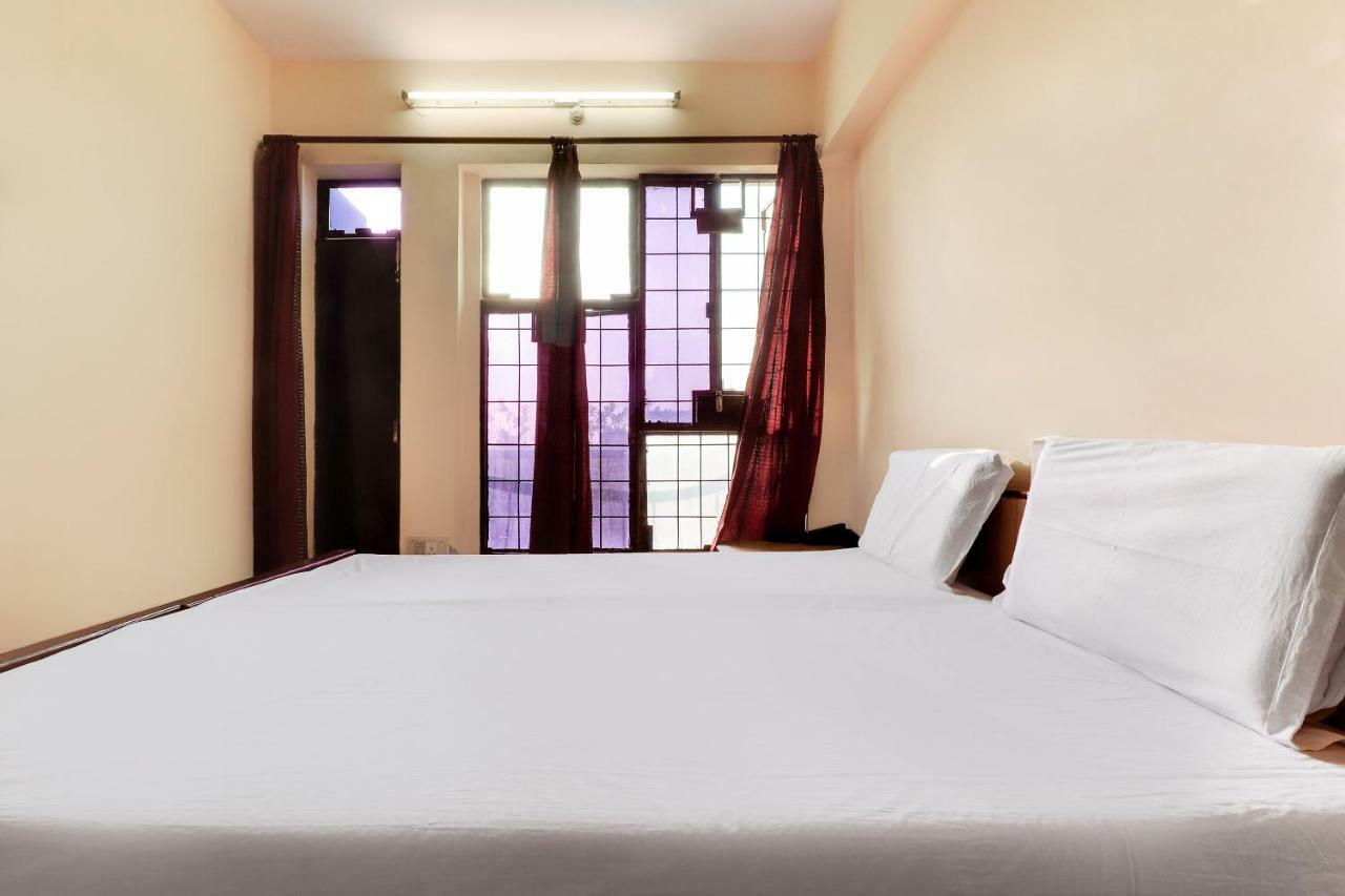 Spot On 38567 Hotel Aryan ラクナウ エクステリア 写真