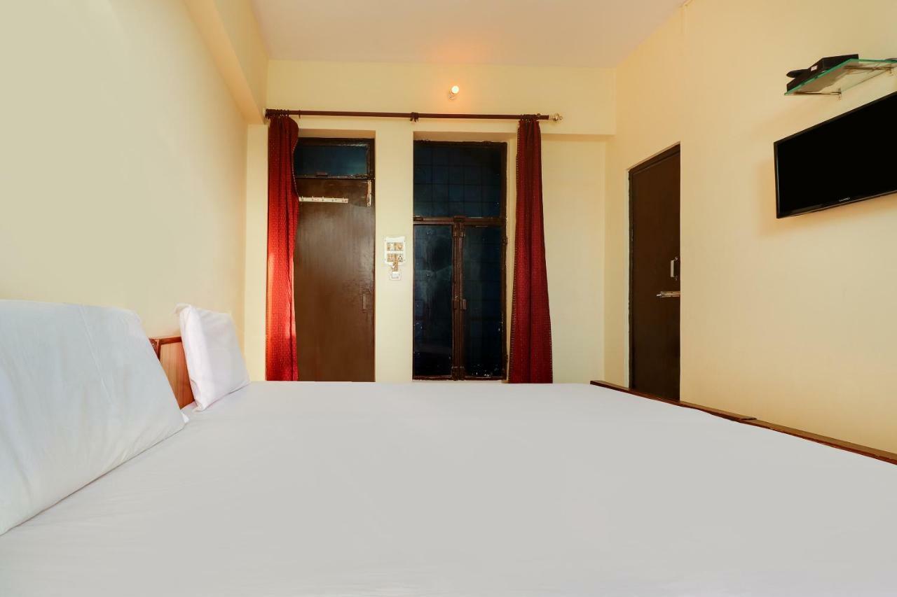 Spot On 38567 Hotel Aryan ラクナウ エクステリア 写真