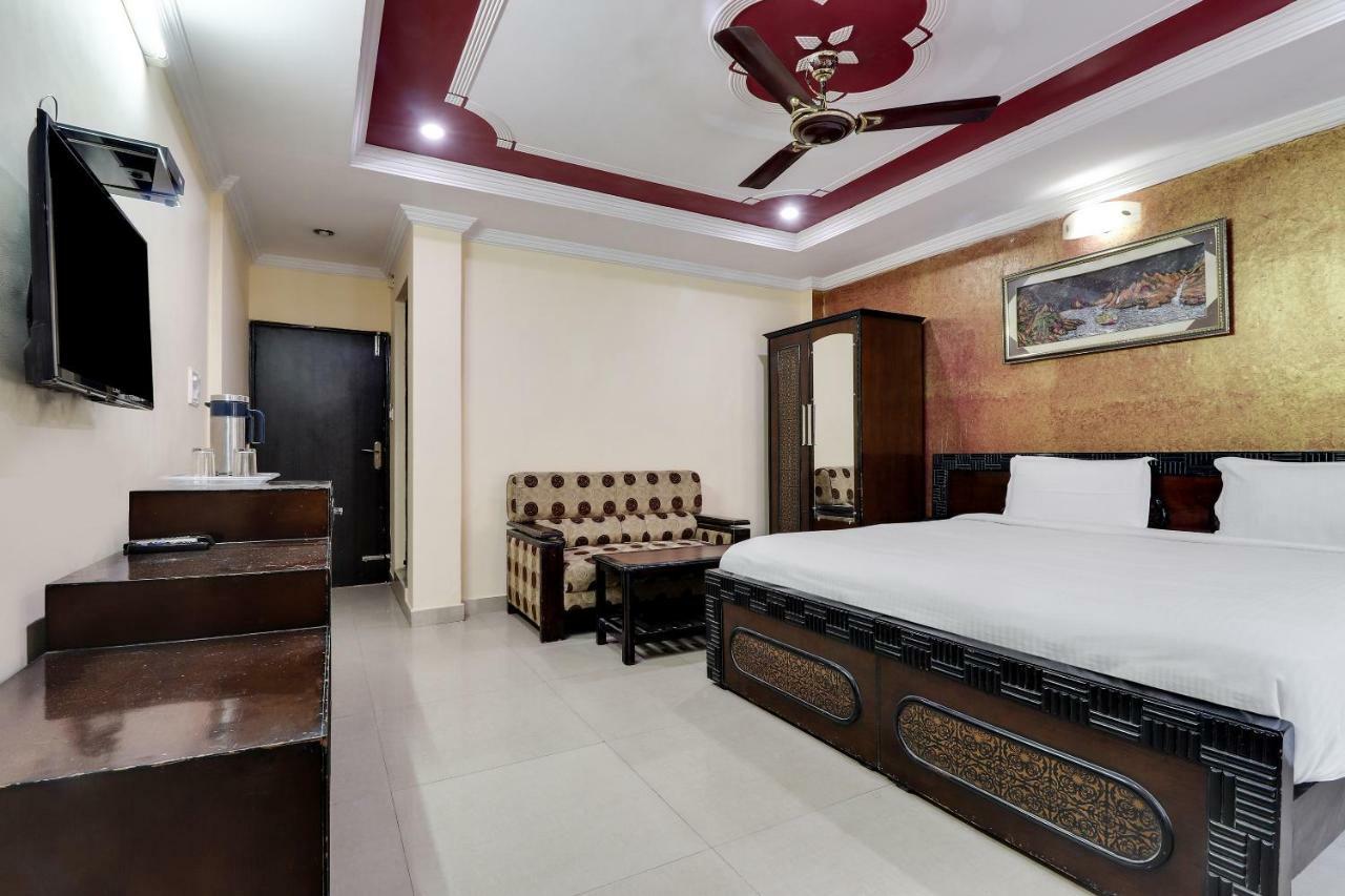 Spot On 38567 Hotel Aryan ラクナウ エクステリア 写真